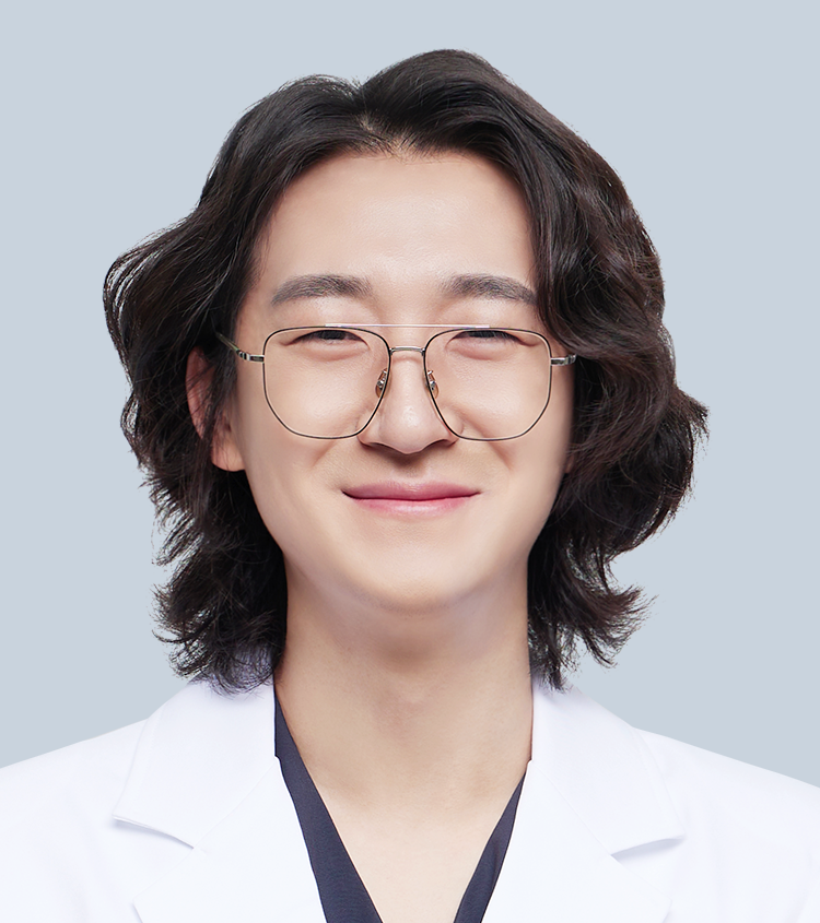 김정웅